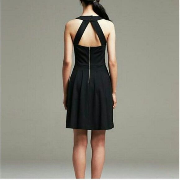 Banana Republic NWT Dress, size 2, black - Picture 2 of 13